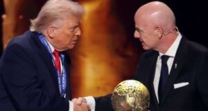 URGENTE: FIFA se manifesta após revolta de Trump contra árbitro brasileiro