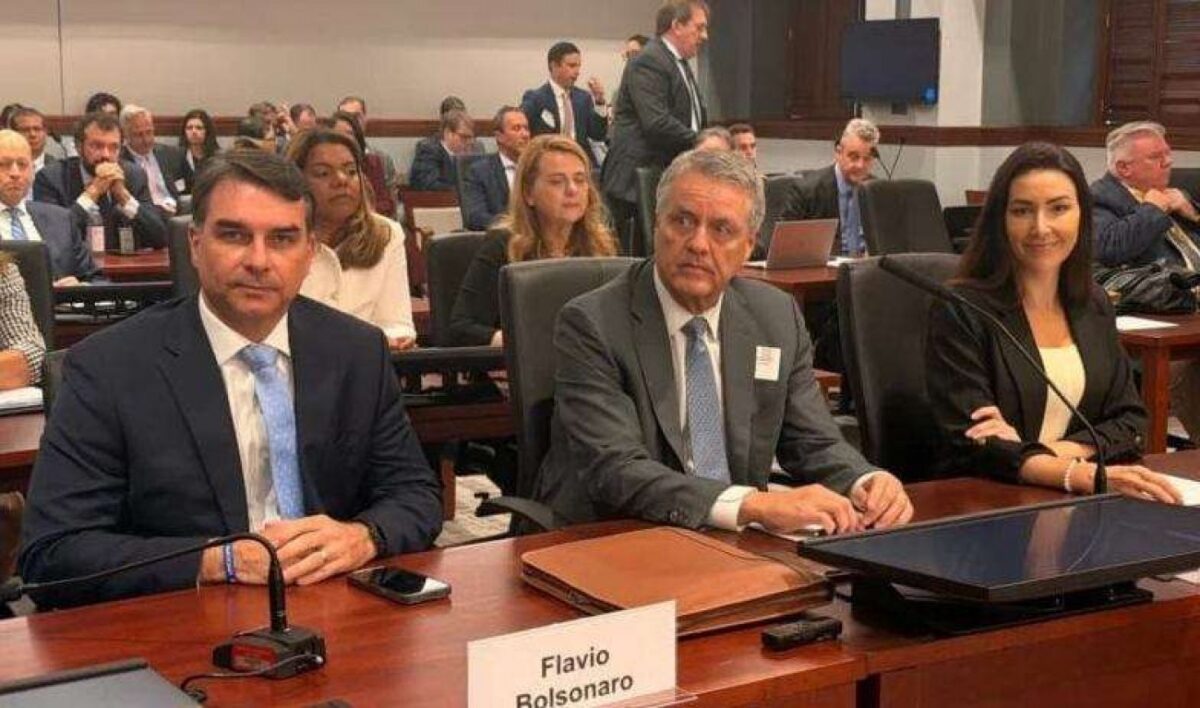 O discurso completo de Flávio na USTR e a ausência deliberada do desgoverno Lula no evento (veja o vídeo)