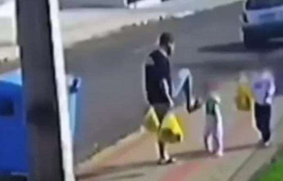 Pai que deu chute no rosto de filha de 3 anos recebe o 1º castigo