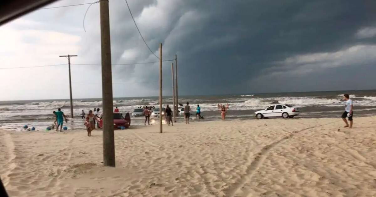 Defesa Civil faz inúmeros alertas e algo perigoso pode ocorrer no litoral de SC