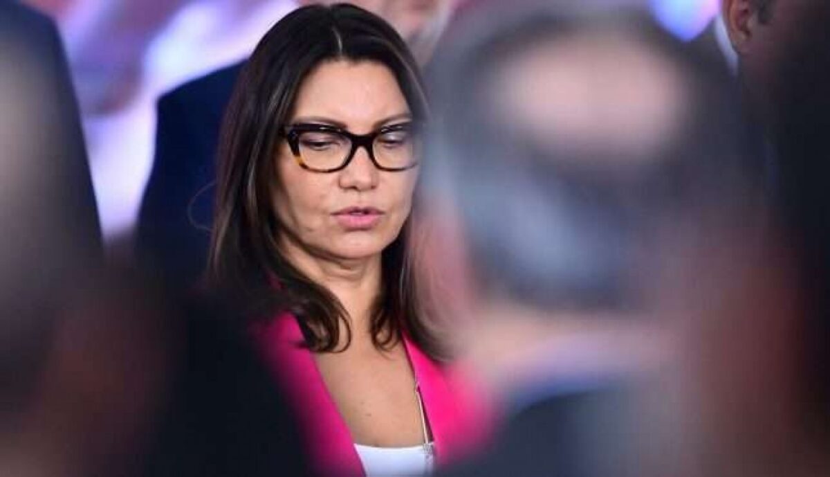 Charge Janja gastadeira retrata com perfeição a petista e viraliza