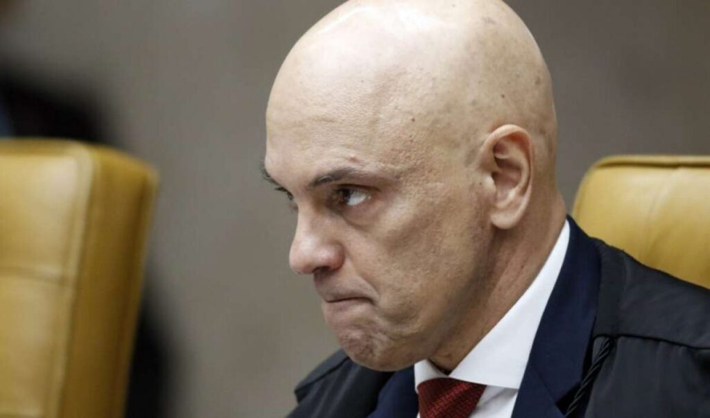 Moraes assume a presidência do STF