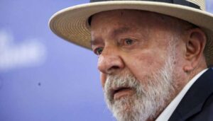 Covardemente, Lula cogita fugir dos debates na Campanha Eleitoral