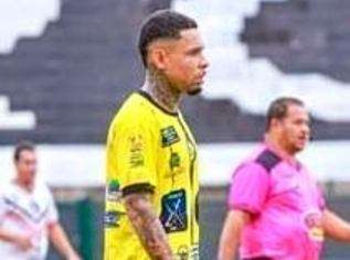 Jogador de futebol é sequestrado durante partida no interior de SP