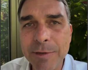 Em poucas palavras, Flávio desmascara matéria absurda do Metrópoles (veja o vídeo)