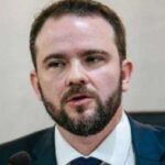 Governo Lula chuta o pau da barraca e já admite rombo fiscal bilionário