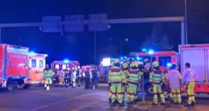 Carro invade Parada LGBT, causa morte e deixa 17 feridos