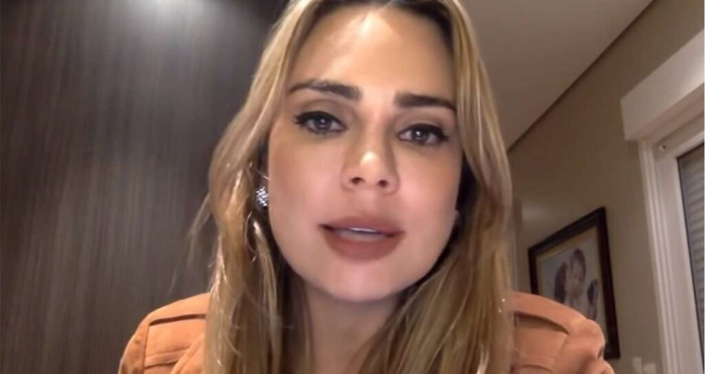 Fim de carreira: Sheherazade arruma briga com motorista de aplicativo e é abandonada no meio da rua (veja o vídeo)